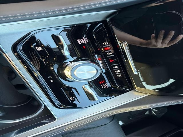 2026 Jeep Grand Wagoneer Upland