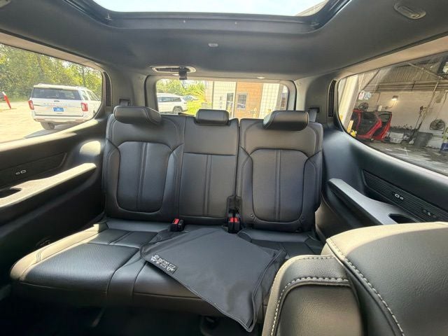 2026 Jeep Grand Wagoneer Upland