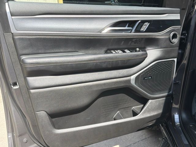 2026 Jeep Grand Wagoneer Upland