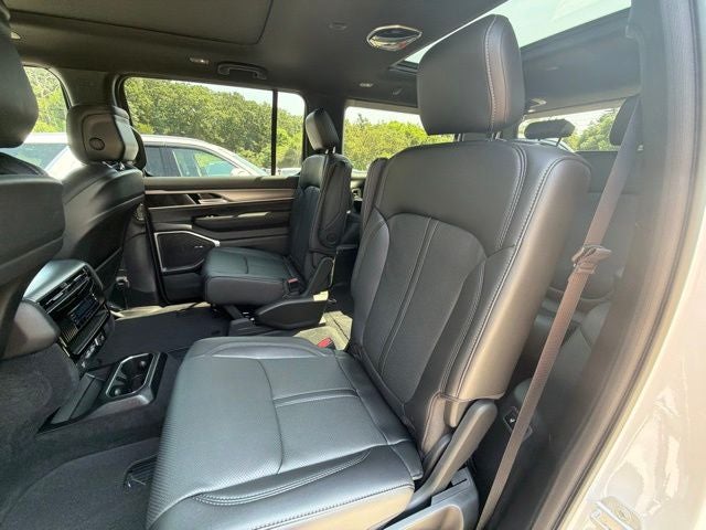 2026 Jeep Grand Wagoneer Upland