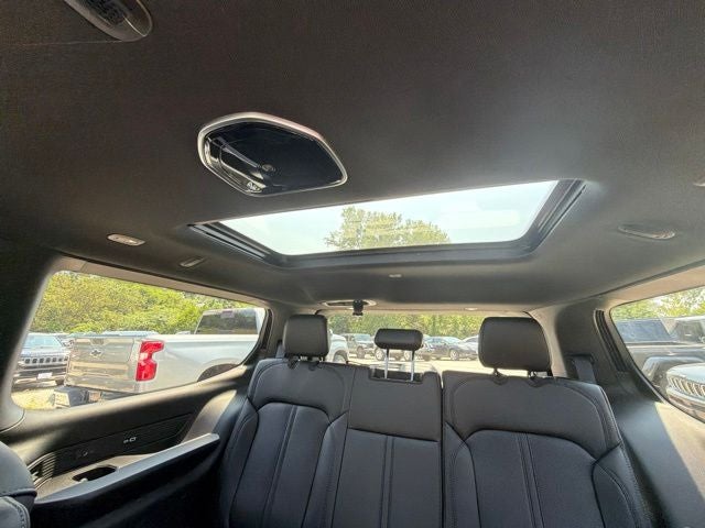 2026 Jeep Grand Wagoneer Upland