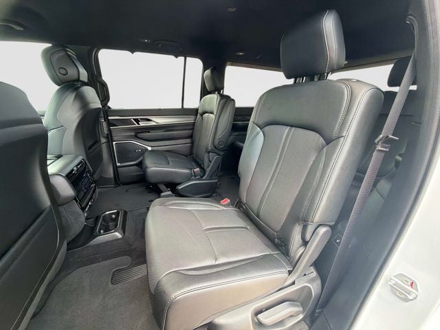 2026 Jeep Grand Wagoneer Limited Altitude