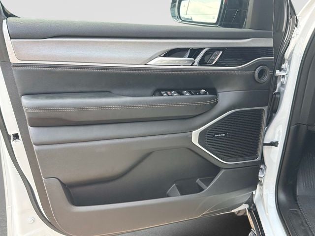 2026 Jeep Grand Wagoneer Limited Altitude