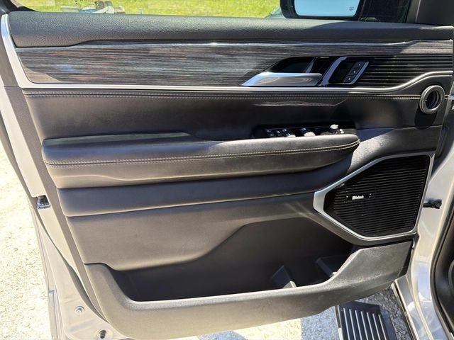 2022 Jeep Wagoneer Series III