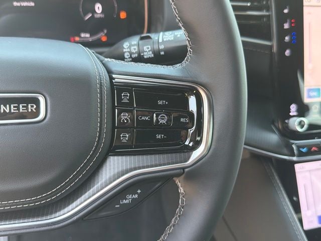 2026 Jeep Grand Wagoneer Summit Obsidian