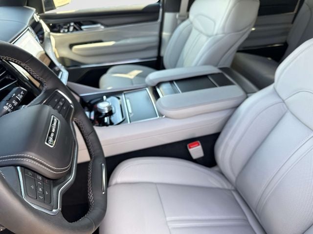 2026 Jeep Grand Wagoneer Summit Obsidian