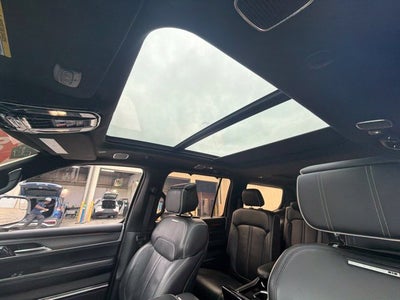 2022 Jeep Grand Wagoneer Series II