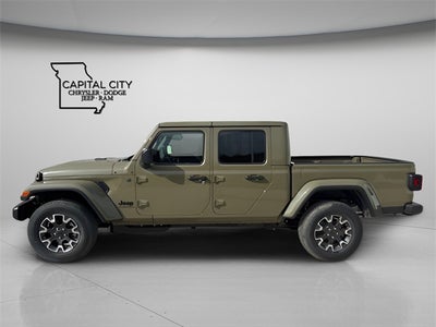 2026 Jeep Gladiator SAHARA