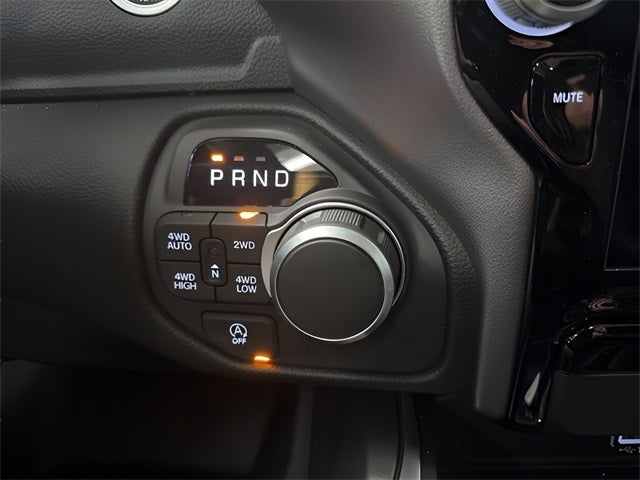 2026 RAM 1500 Big Horn/Lone Star DC650