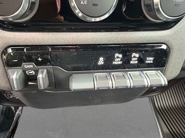 2026 RAM 1500 Warlock