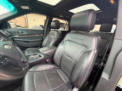 2017 Ford Explorer Platinum