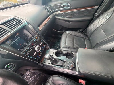 2017 Ford Explorer Platinum