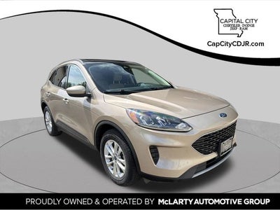 2020 Ford Escape SE