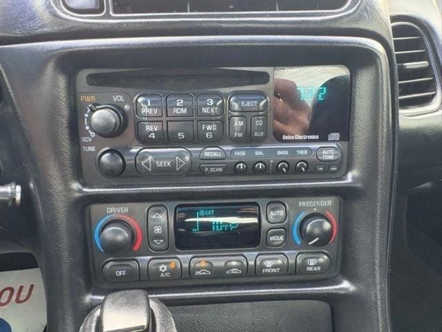 2003 Chevrolet Corvette Base