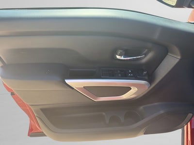 2022 Nissan Titan SV