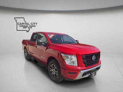 2022 Nissan Titan SV