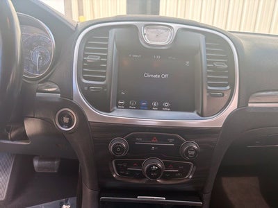 2020 Chrysler 300 Touring