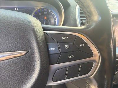 2020 Chrysler 300 Touring