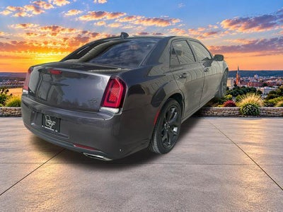 2020 Chrysler 300 Touring