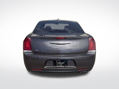 2020 Chrysler 300 Touring