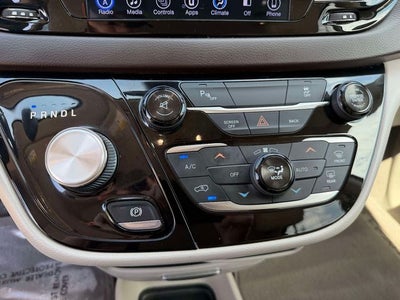 2017 Chrysler Pacifica Touring L