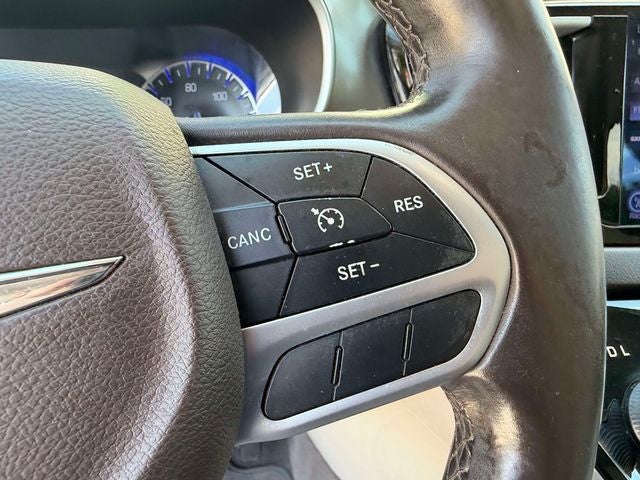 2017 Chrysler Pacifica Touring L