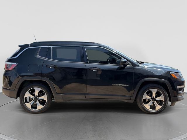 Used 2017 Jeep Compass Latitude with VIN 3C4NJCBB4HT658597 for sale in Jefferson City, MO