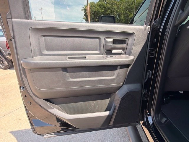 2026 RAM 2500 Black Express