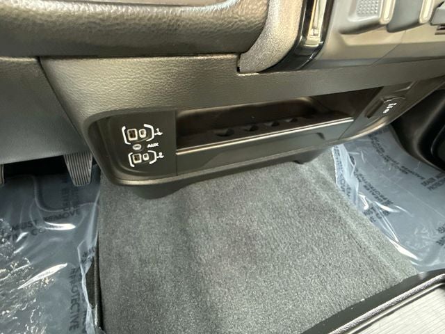2026 RAM 2500 Tradesman BLACK EXPRESS CREW CAB