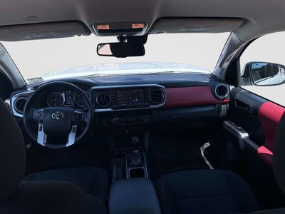 2022 Toyota Tacoma SR5 V6