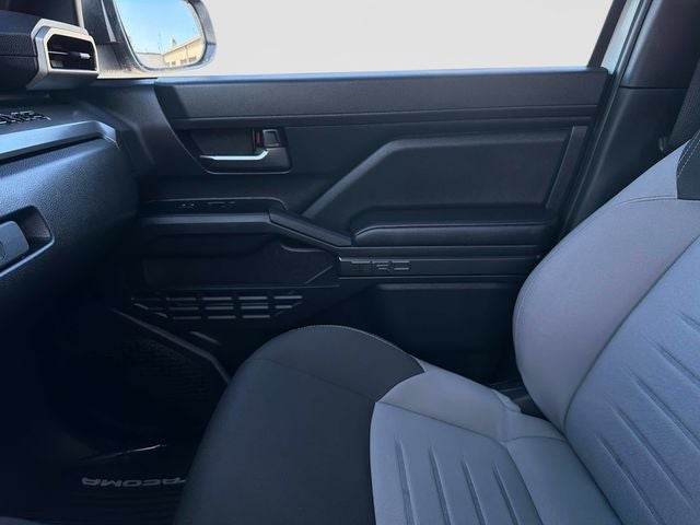 2025 Toyota Tacoma Hybrid TRD Sport