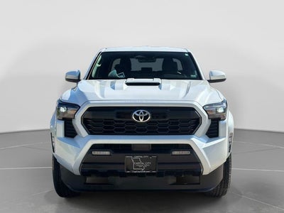 2025 Toyota Tacoma Hybrid TRD Sport