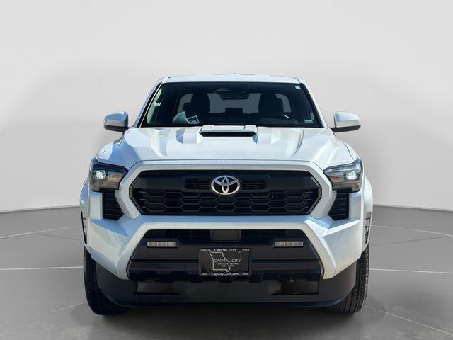 2025 Toyota Tacoma Hybrid TRD Sport