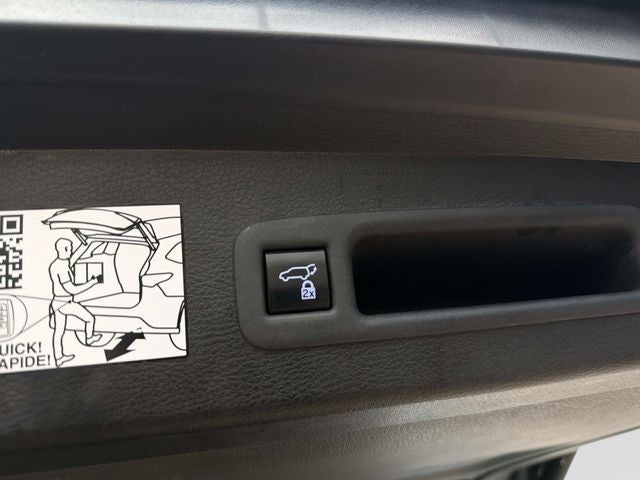 2022 Toyota Sienna XLE 8 Passenger
