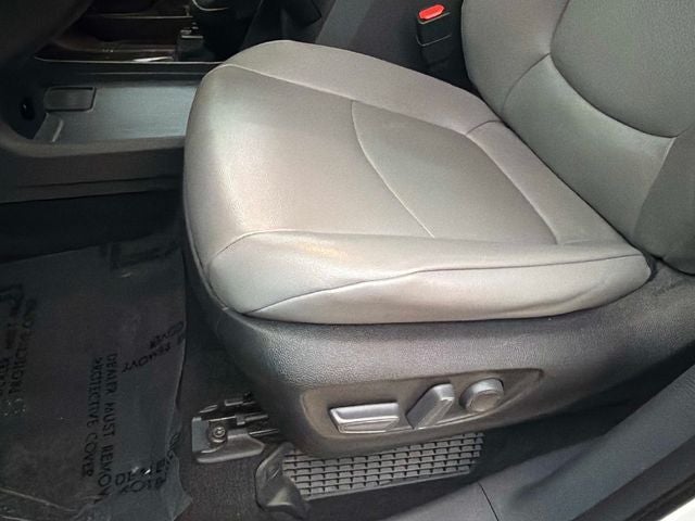 2022 Toyota Sienna XLE 8 Passenger