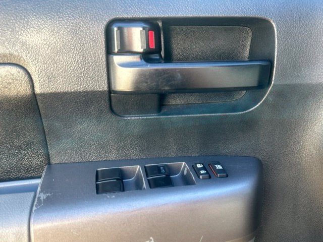 2013 Toyota Tundra Grade 4.6L V8
