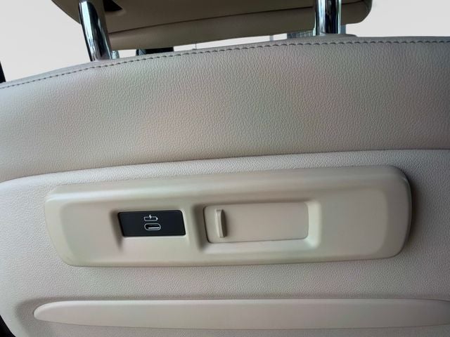 2021 BMW X7 M50i