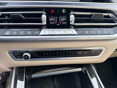 2021 BMW X7 M50i