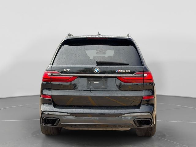 2021 BMW X7 M50i