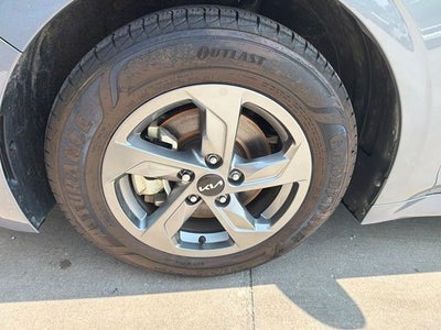 2023 Kia K5 LXS