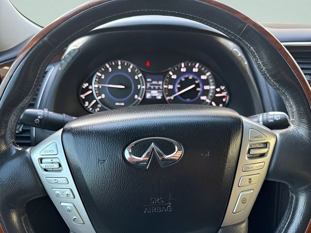 2016 INFINITI QX80 Base