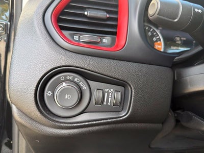 2023 Jeep Renegade Trailhawk