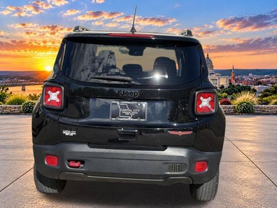 2023 Jeep Renegade Trailhawk