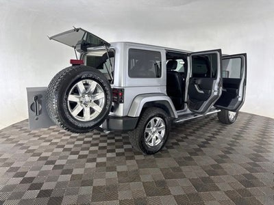 2013 Jeep Wrangler Unlimited Sahara
