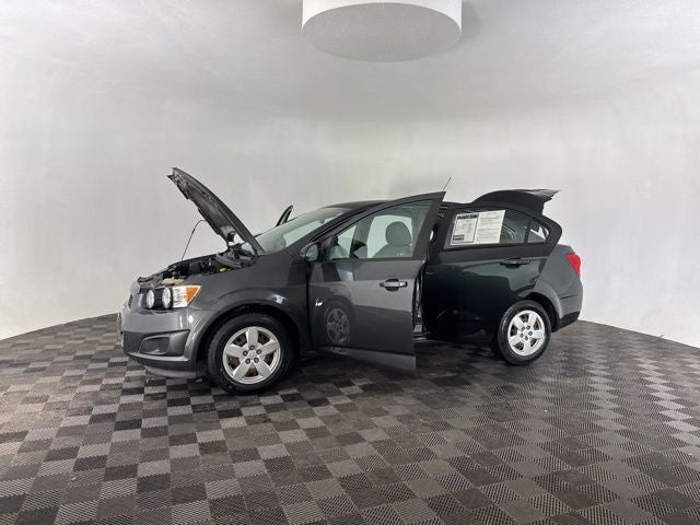 2016 Chevrolet Sonic LS