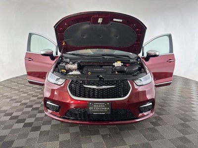 2023 Chrysler Pacifica Hybrid Pinnacle