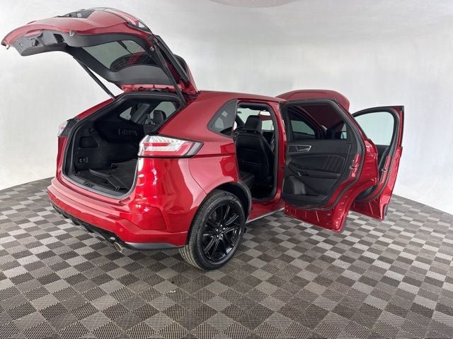 2021 Ford Edge ST Line