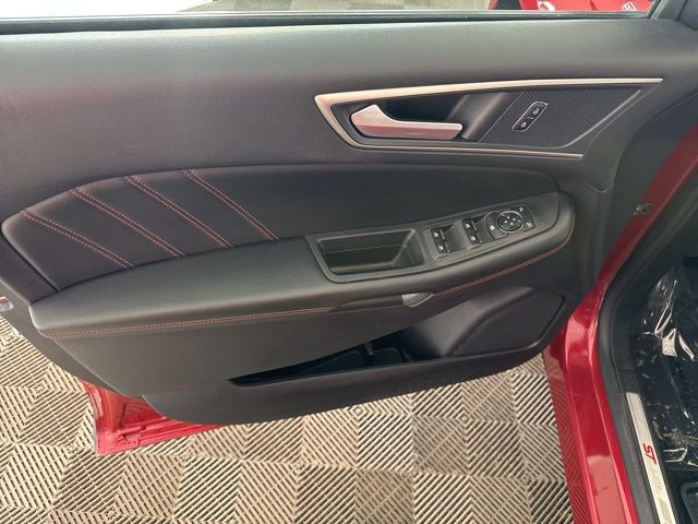 2021 Ford Edge ST Line