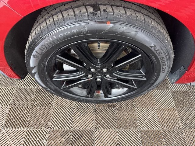 2021 Ford Edge ST Line