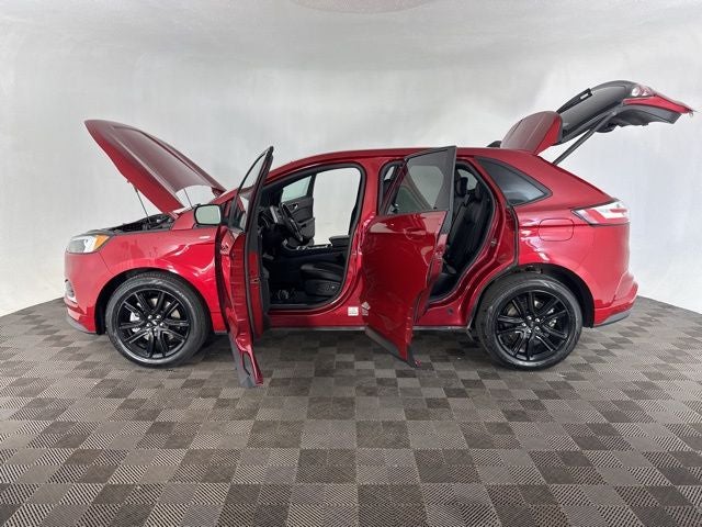 2021 Ford Edge ST Line